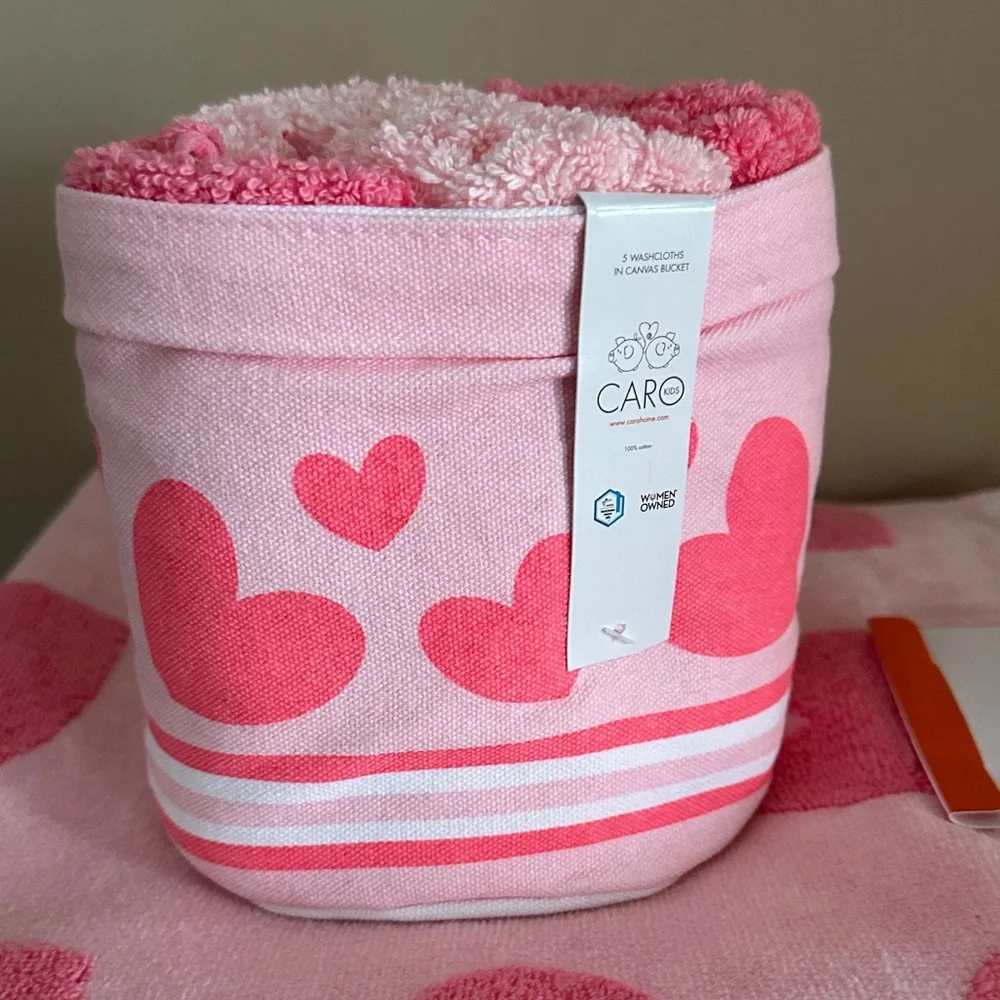 Caro Kids 2 Bath Towels & 5 Washcloths Vibrant Pink Hearts 💕 NEW!